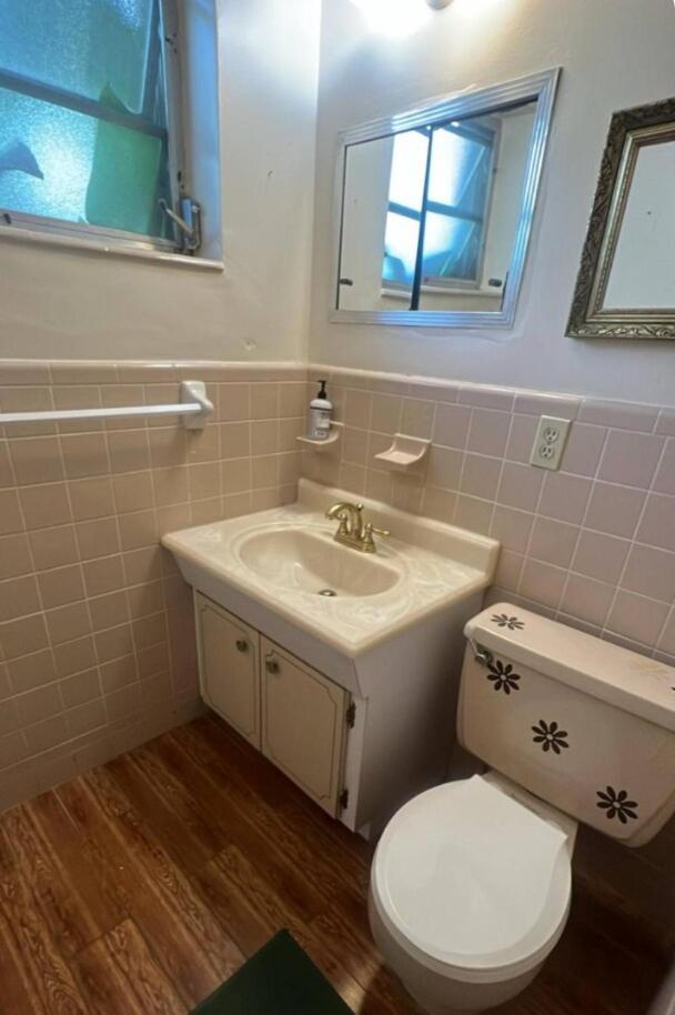 Queen Quarter Shared Female B5 Apartamento *